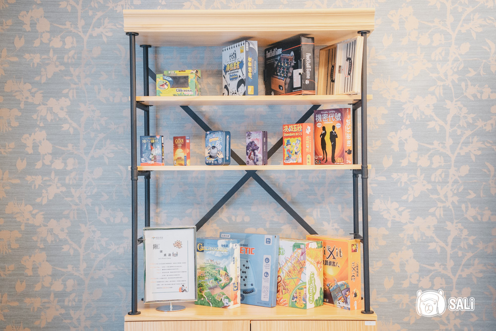 福容徠旅水里. 南投水里住宿新地標，白色城堡插旗山城，走路十分鐘到車站 - 莎笠，小日子