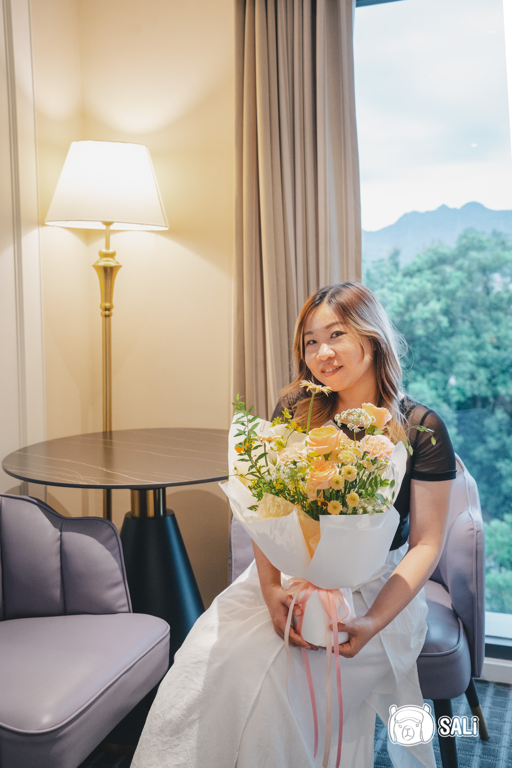 福容徠旅水里. 南投水里住宿新地標，白色城堡插旗山城，走路十分鐘到車站 - 莎笠，小日子