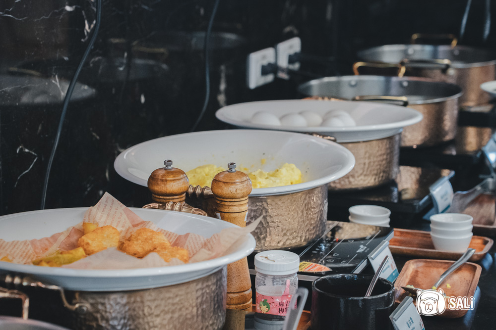 福容徠旅水里. 南投水里住宿新地標，白色城堡插旗山城，走路十分鐘到車站 - 莎笠，小日子
